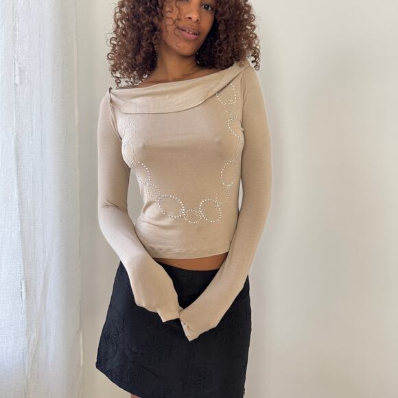 Vintage Castelbajac beige embellished off-shoulder top (S) - Picture 5 of 9